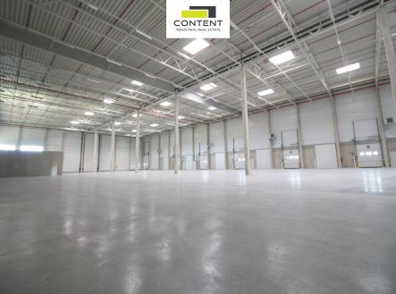 Pronájem - skladovací prostor, 2 500 m²