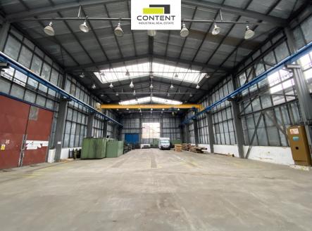 Pronájem - skladovací prostor, 786 m²