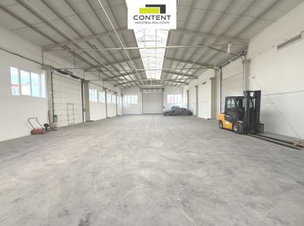 Pronájem - skladovací prostor, 643 m²