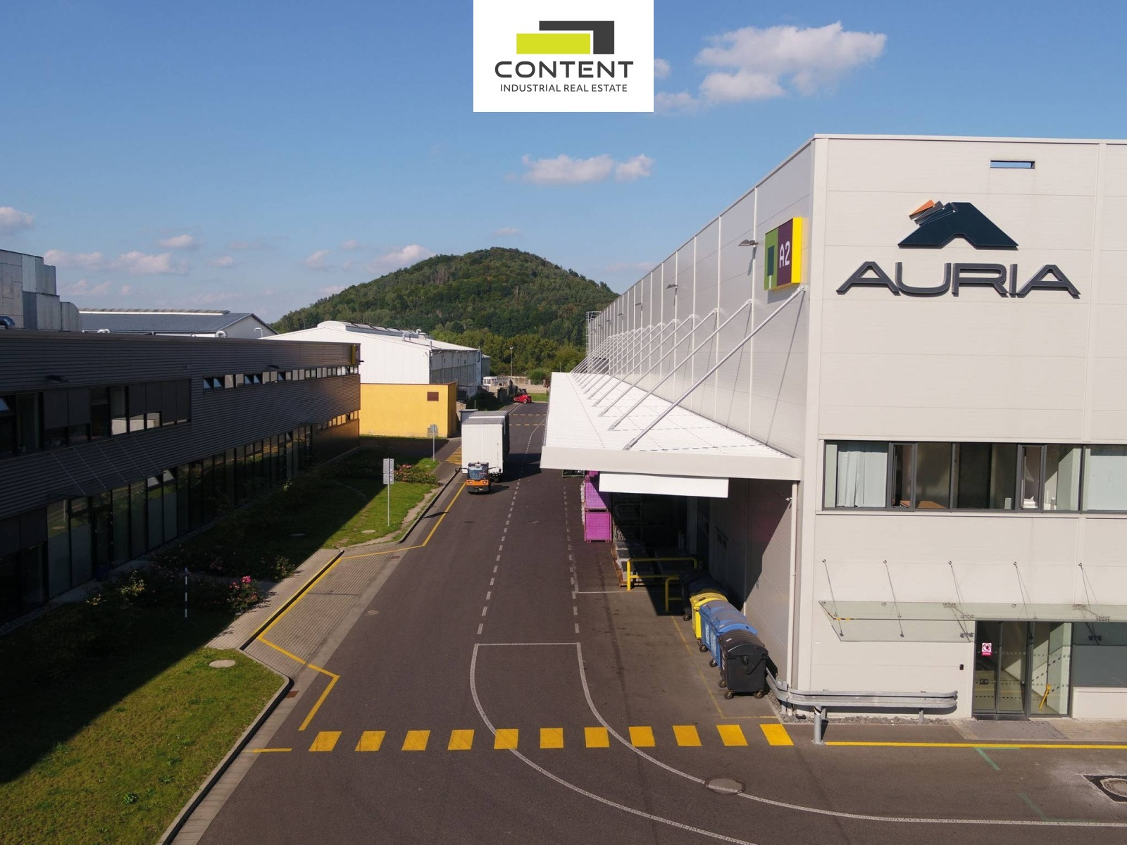 Pronájem skladu, výrobních prostor 7.066 m², Zákupy