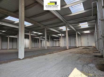 Pronájem - skladovací prostor, 15 715 m²