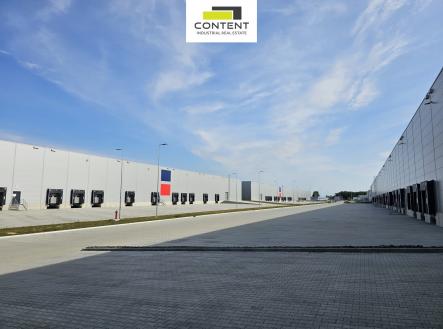 Pronájem - skladovací prostor, 3 500 m²