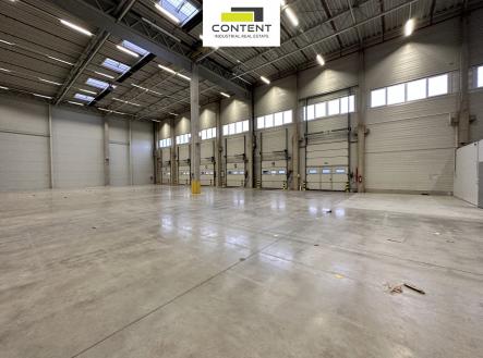 Pronájem - výrobní prostor, 2 733 m²