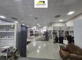 Pronájem - obchodní prostor, 342 m²