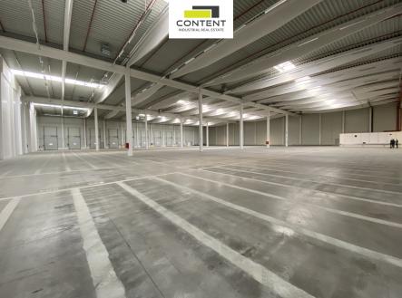 Pronájem - skladovací prostor, 3 811 m²