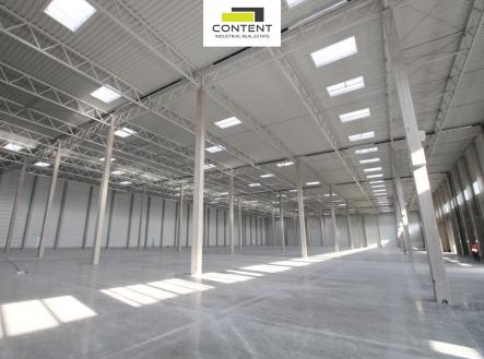 Pronájem - skladovací prostor, 1 000 m²