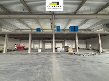 Pronájem - skladovací prostor, 3 044 m²
