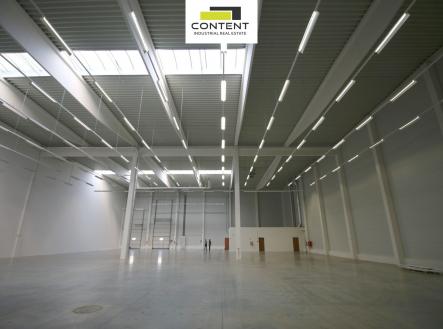 Pronájem - skladovací prostor, 750 m²
