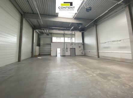 Pronájem - skladovací prostor, 367 m²