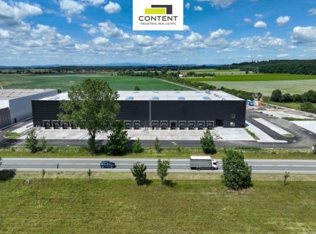 Pronájem - skladovací prostor, 367 m²