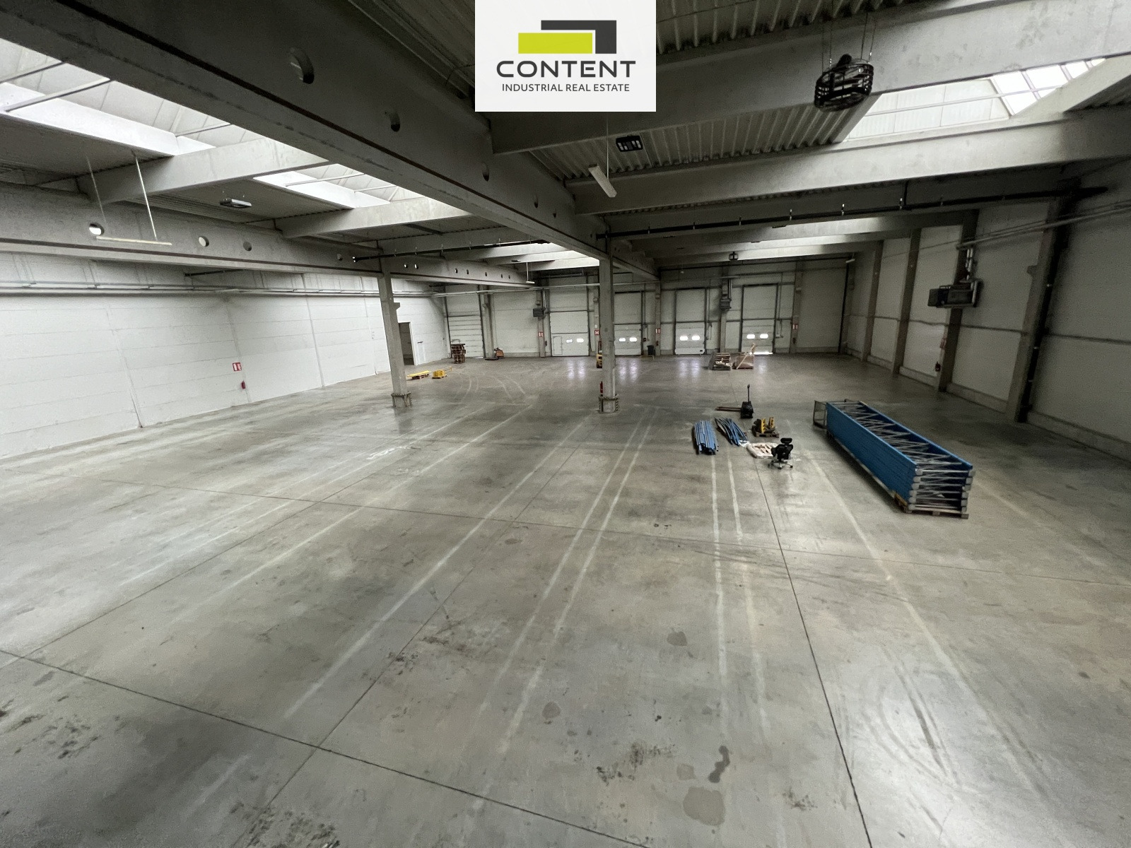 Pronájem skladu, výrobních prostor 4114 m², Ostrava - Hrabová, D56