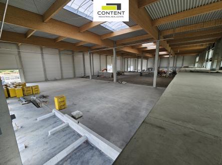 Pronájem - skladovací prostor, 3 000 m²