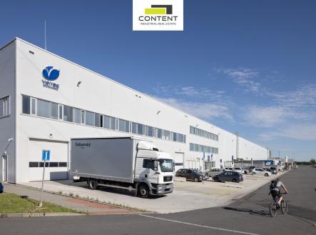 Pronájem - skladovací prostor, 8 237 m²