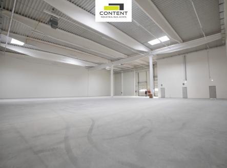 Pronájem - skladovací prostor, 1 696 m²