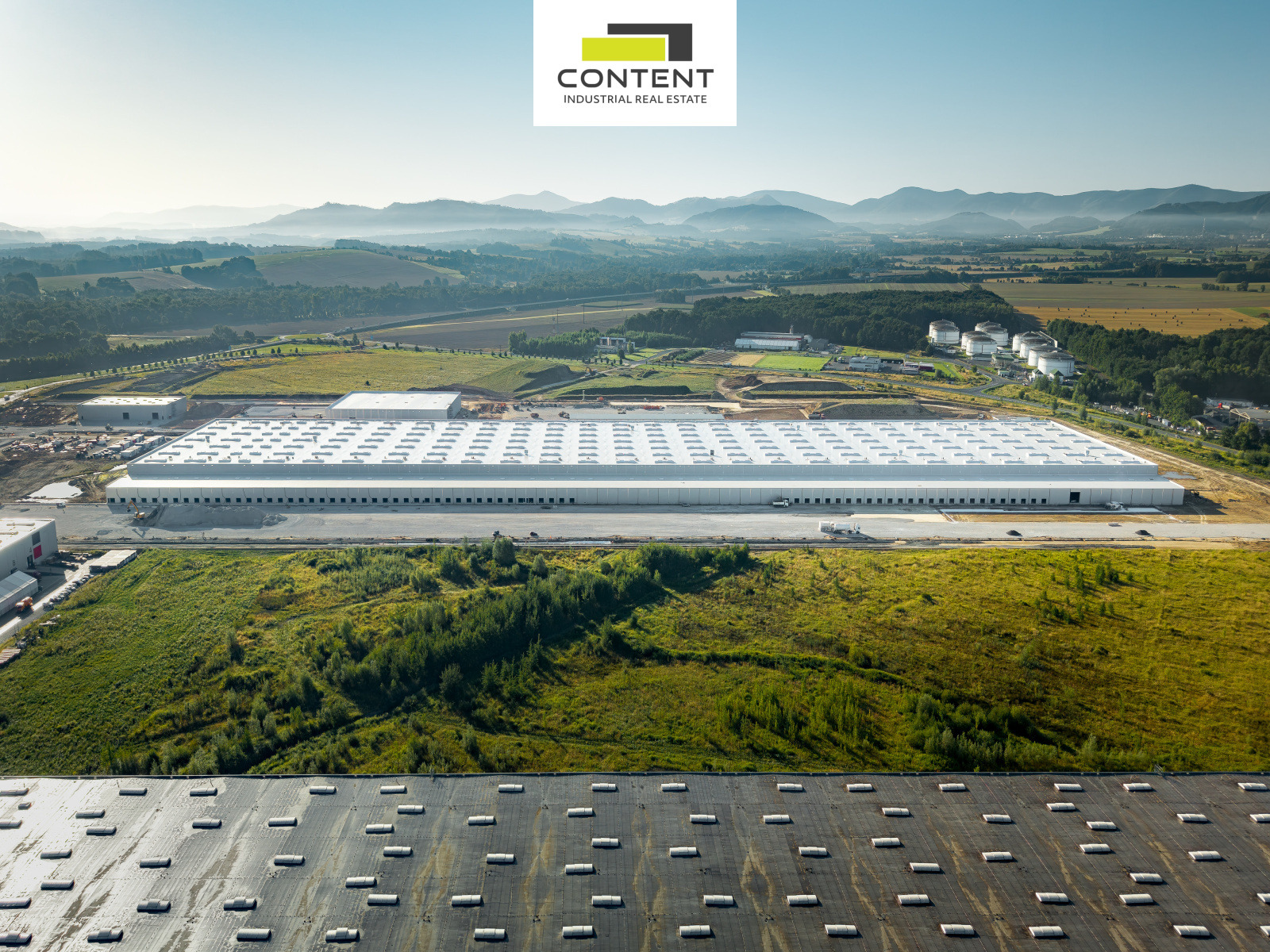 Pronájem novostavby skladu, výrobních prostor 40.000 m², Mošnov