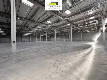 Pronájem - skladovací prostor, 8 890 m²