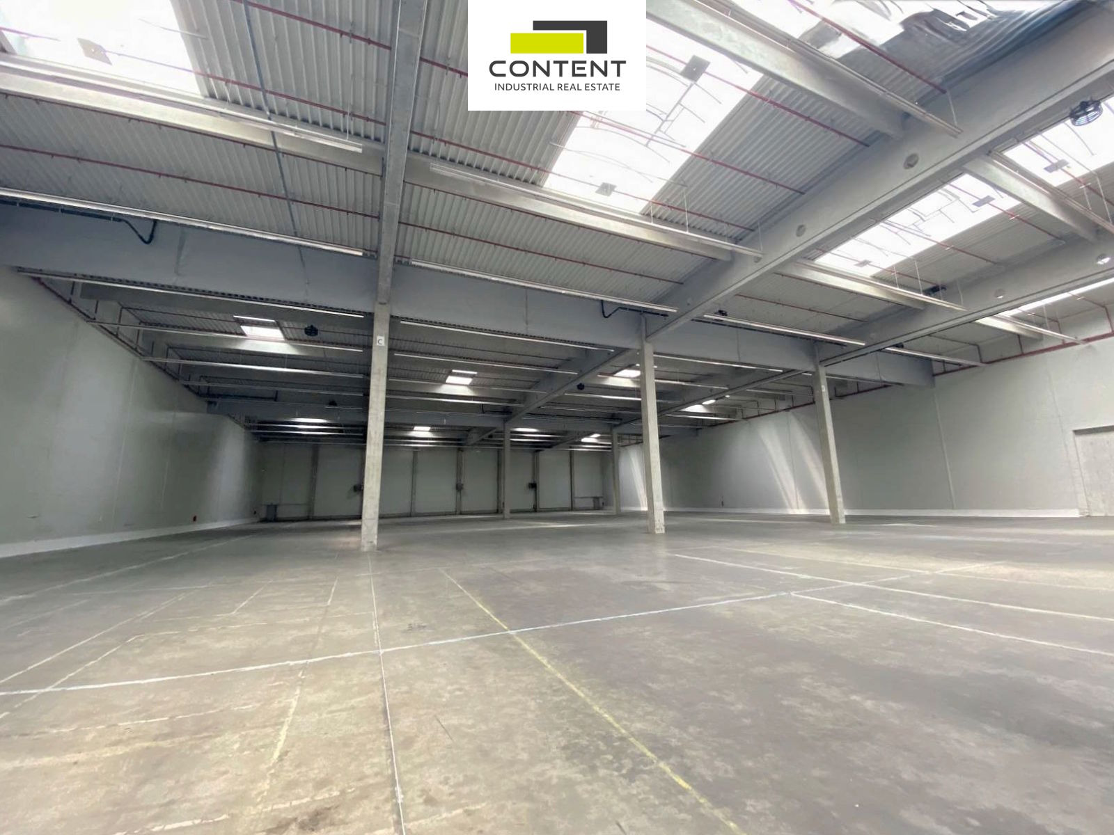 Pronájem skladu, výrobních prostor 5.542 m², Brno - Modřice, E461