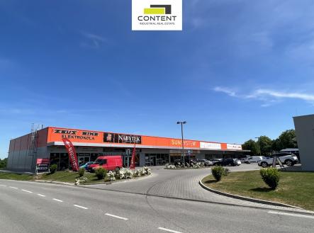 Pronájem - obchodní prostor, 395 m²