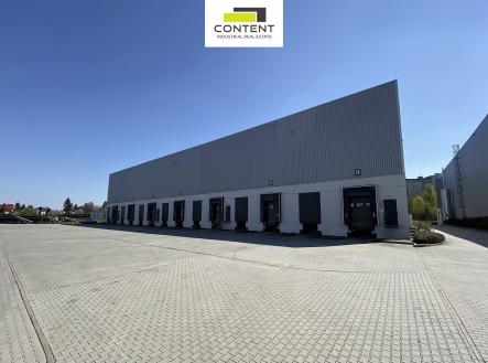 Pronájem - skladovací prostor, 4 393 m²