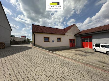 Pronájem - skladovací prostor, 445 m²