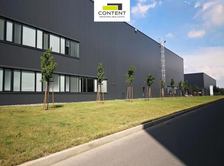 Pronájem - skladovací prostor, 9 368 m²