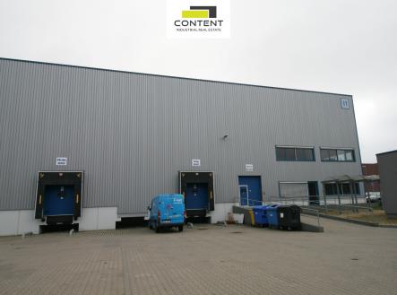 Pronájem - skladovací prostor, 1 757 m²