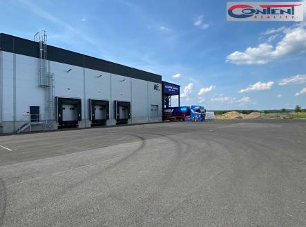 Pronájem - skladovací prostor, 3 115 m²