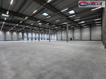 Pronájem - výrobní prostor, 7 600 m²