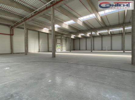 Pronájem - skladovací prostor, 6 200 m²