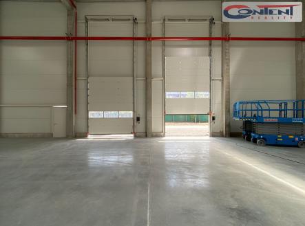 Pronájem - skladovací prostor, 6 200 m²