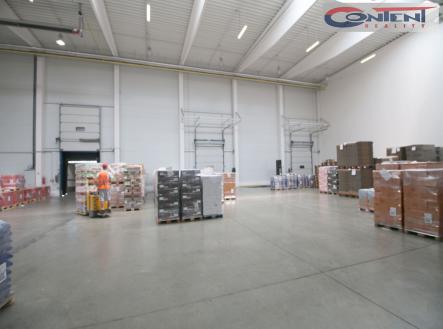 Pronájem - skladovací prostor, 1 809 m²