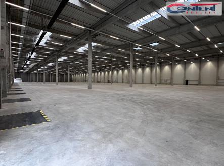 Pronájem - výrobní prostor, 10 000 m²