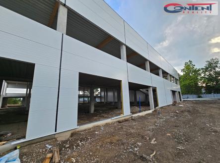 Pronájem - skladovací prostor, 6 000 m²