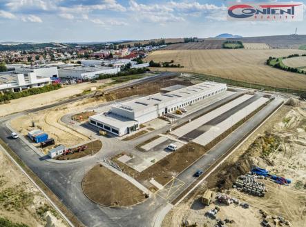 Pronájem - výrobní prostor, 8 000 m²