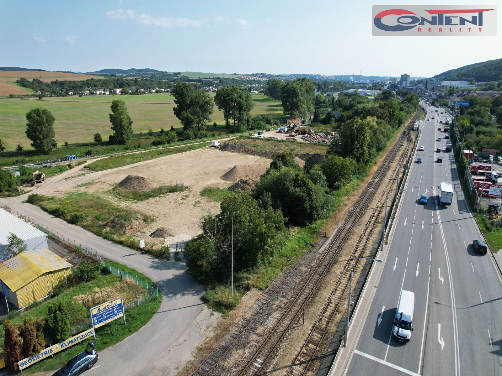 Pronájem skladu nebo výrobního prostoru 1.859 m², Zlín