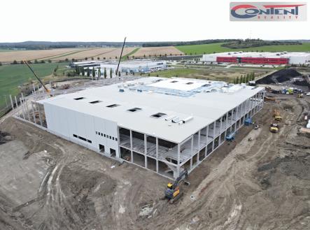 Pronájem - skladovací prostor, 3 000 m²