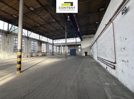 Pronájem - skladovací prostor, 1 500 m² obrázek