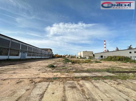 Pronájem - pozemek pro komerční výstavbu, 2 000 m² obrázek
