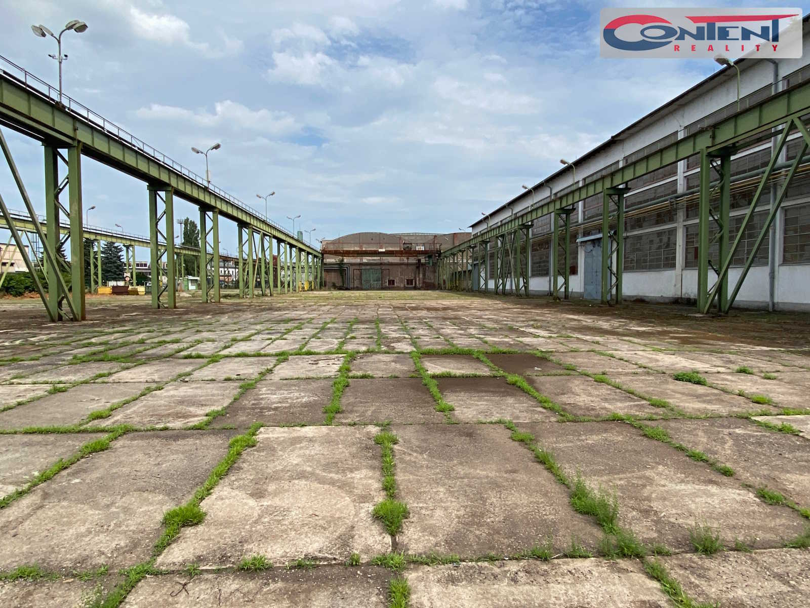 Pronájem venkovní plochy 2.000 m², Hradec Králové - Kukleny