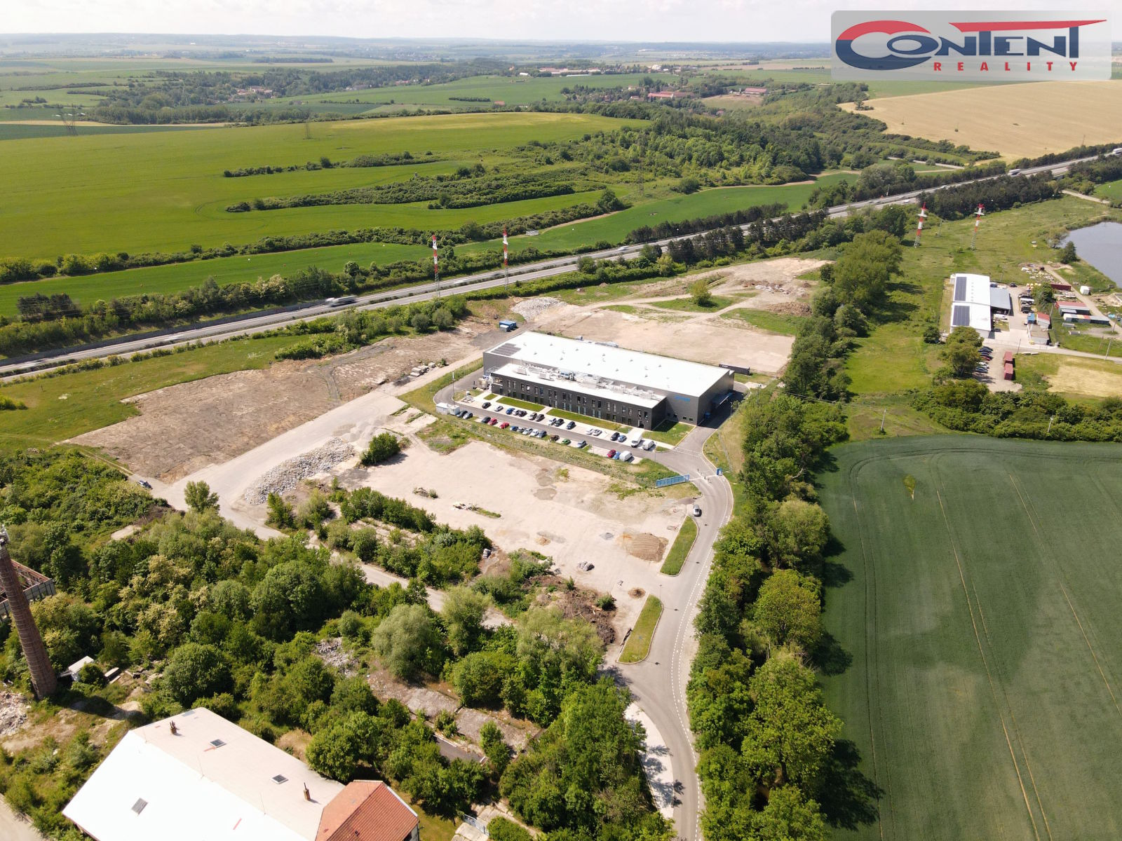 Prodej stavebního pozemku s UR 11.529 m², Mochov
