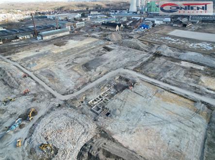 Pronájem - skladovací prostor, 10 000 m²
