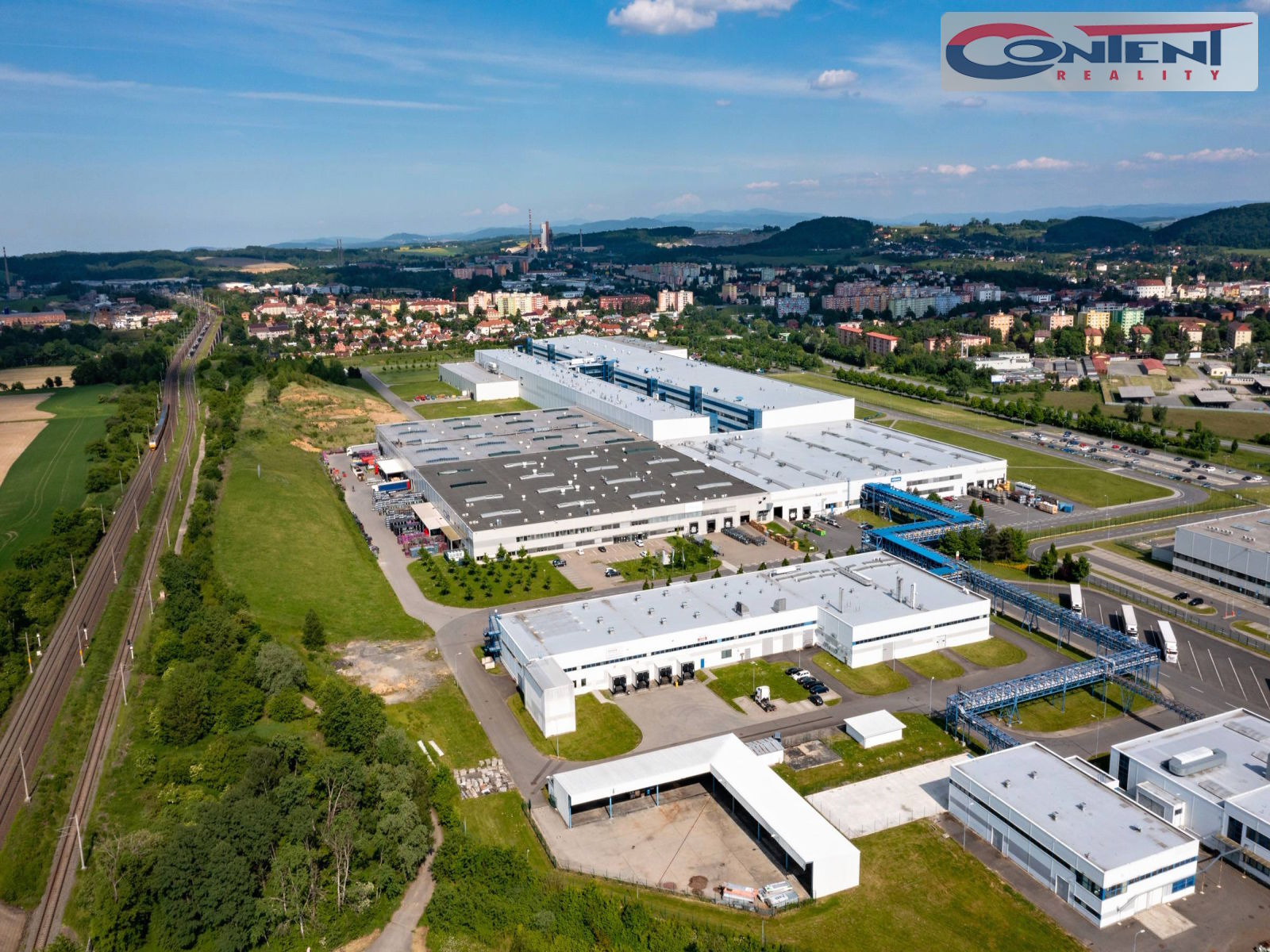 Pronájem skladu, výrobních prostor 10.080 m², Hranice, D1 Olomouc