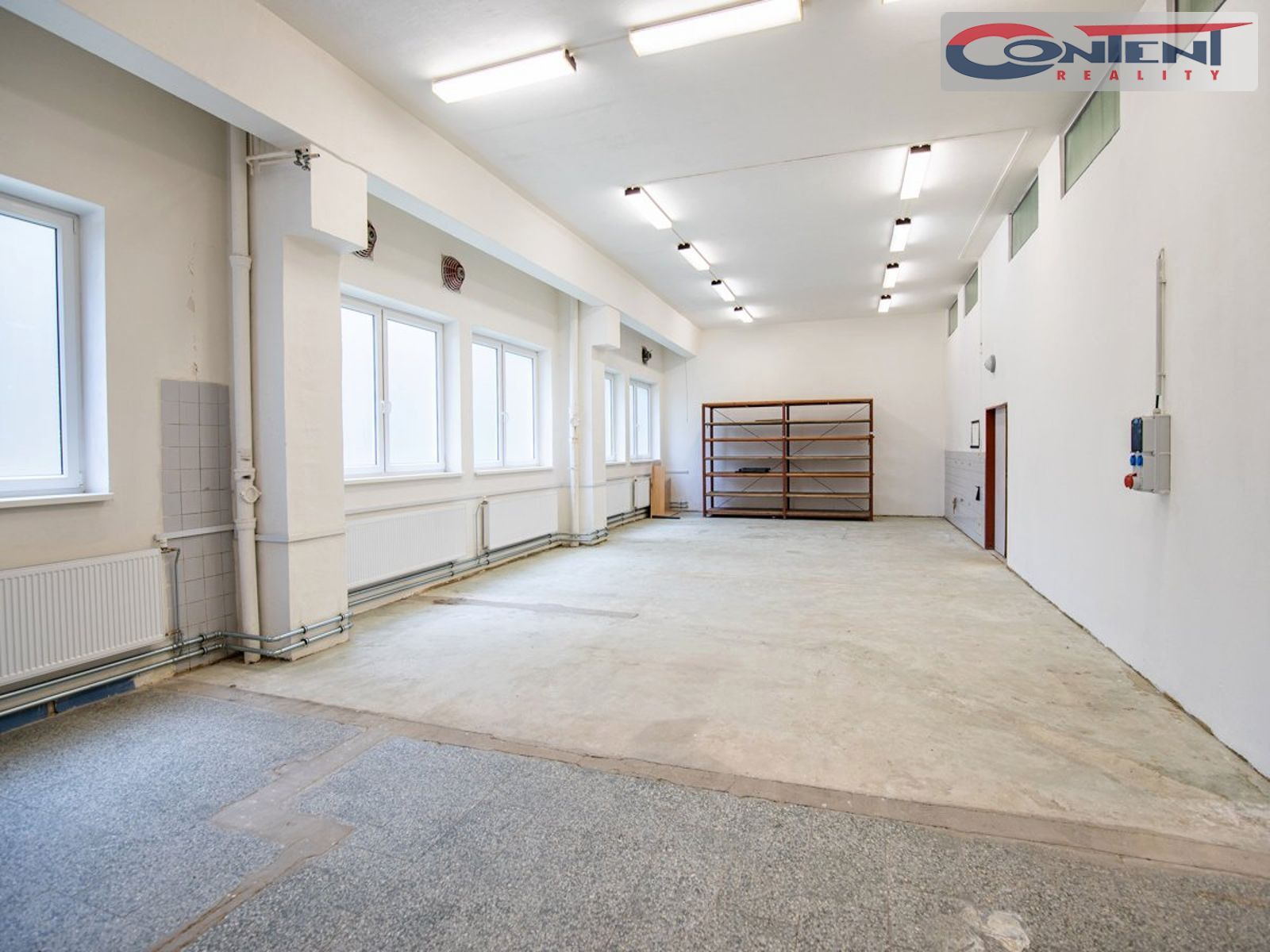 Pronájem skladu, výrobních prostor 3.400 m², Hořice