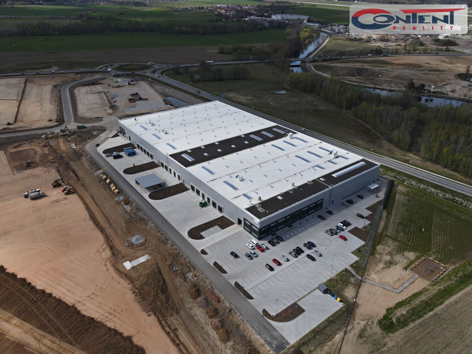 Pronájem novostavby skladu, výrobních prostor 15.000 m², České Budějovice