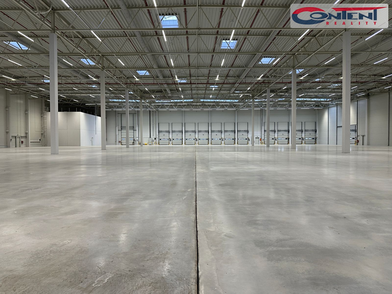Pronájem skladu, výrobních prostor 5.672 m², Ostředek, D1