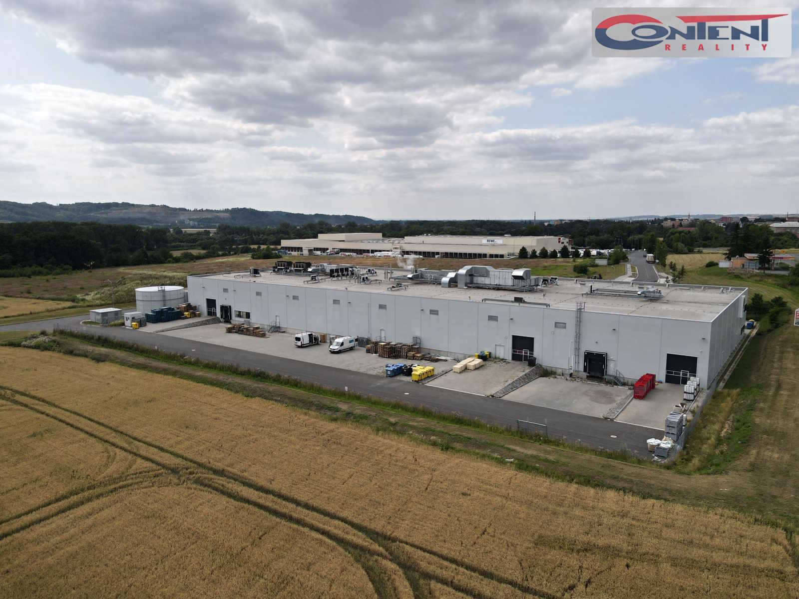 Pronájem skladu, výrobních prostor 37.684 m², Lipník, D1 Olomouc