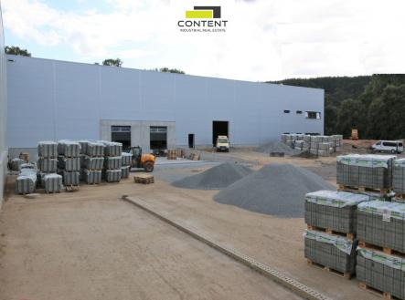 Pronájem - skladovací prostor, 5 600 m²