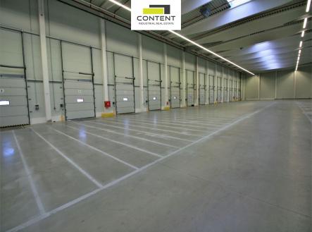 Pronájem - skladovací prostor, 11 800 m²