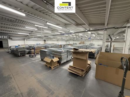 Pronájem - skladovací prostor, 3 922 m²