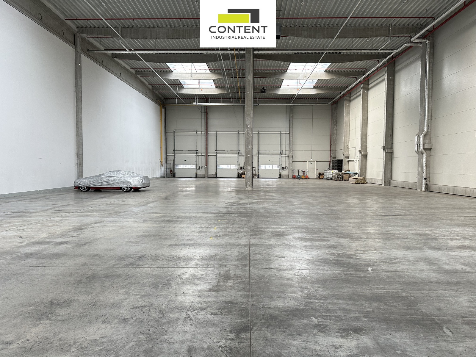 Pronájem novostavby skladu, výrobních prostor 2.622 m², Zápy, Praha-východ, D10